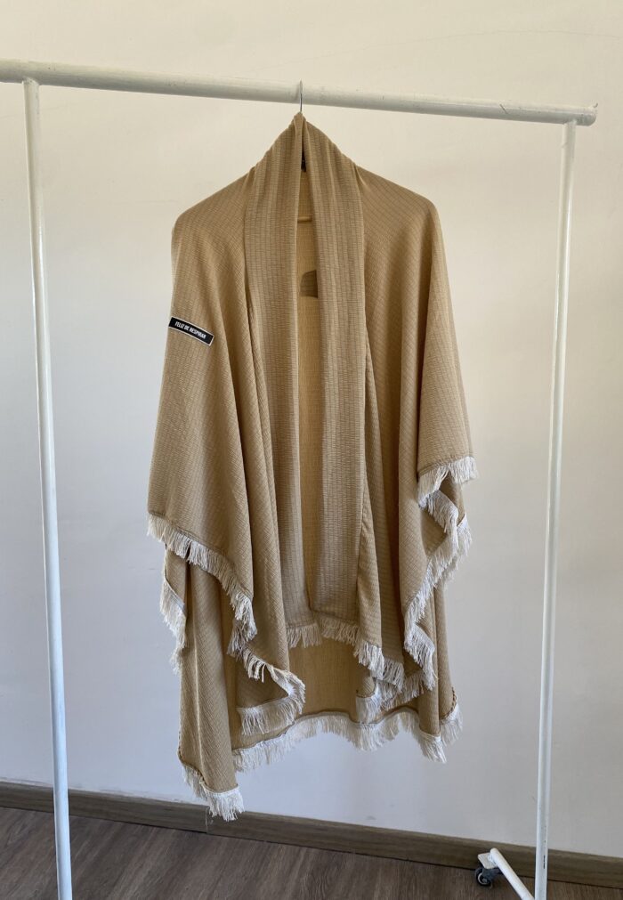 Ruana FINA – BEIGE