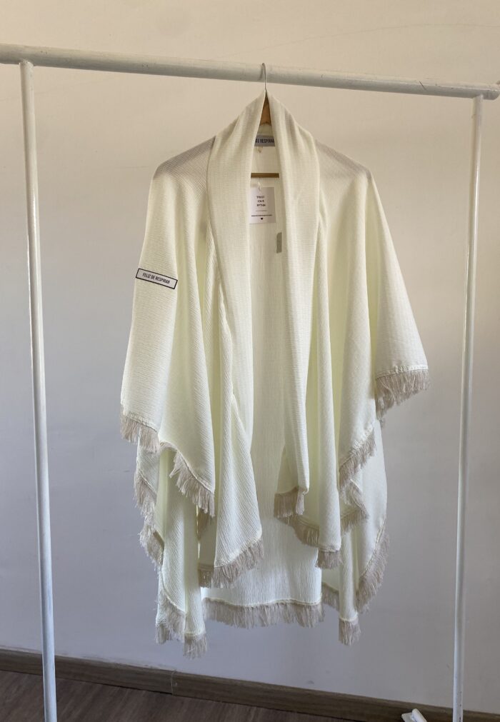 Ruana FINA – NATURAL