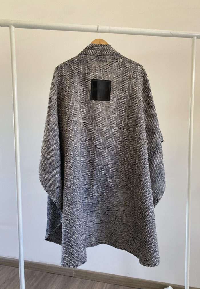 Ruana TAPIZ – GRIS